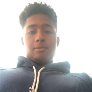 Meet your Posher, Alvaro